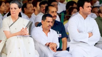 Rahul sonia vadra 2025 04 e8b985e8fa7f87a2df53aca1a0388e9c