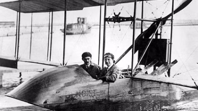 Worlds first commercial passenger flight pilot tony jennus 1579001272
